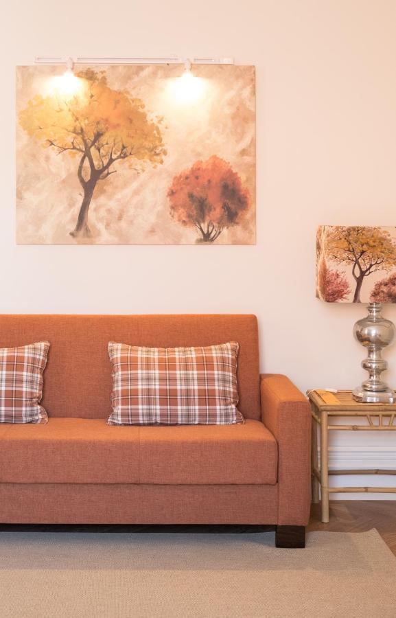 Boutique Rentals-Flores Chic In Historical Center Porto Bagian luar foto