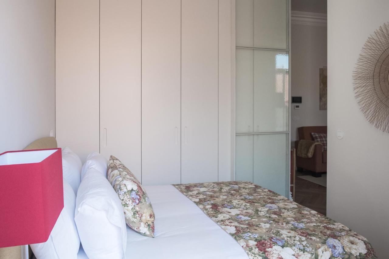 Boutique Rentals-Flores Chic In Historical Center Porto Bagian luar foto